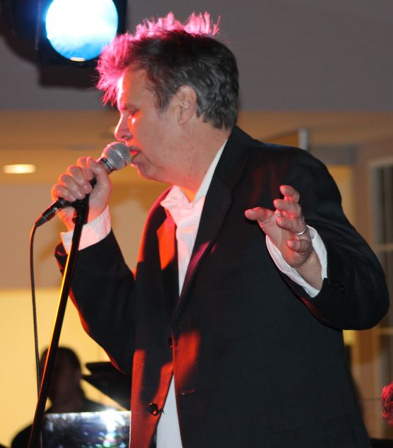 RB Morris with the Streamliners, Knoxville Museum of Art, Alive After Five, December 2012