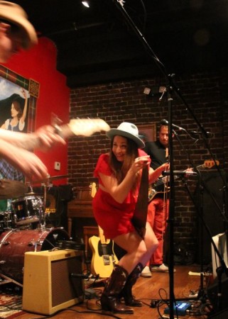 Angela Perley and the Howlin' Moons, Boyd's Jig and Reel, Knoxville, July 2013