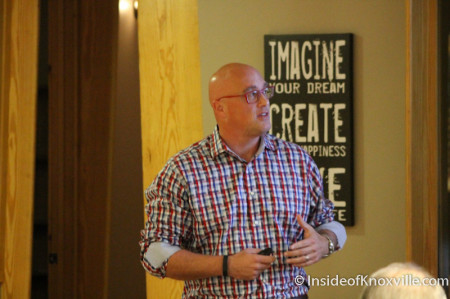 Kyle McClain,Entrepreneurs of Knoxville Pitch Competition, Knoxville Entrepreneur Center, Market Square, Knoxville, November 2013