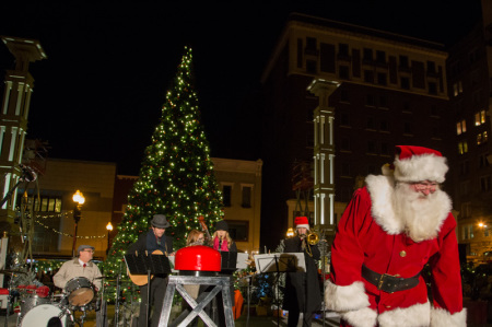 Santa and the Old City Buskers, Celebration of Lights, Knoxville, November 2014
