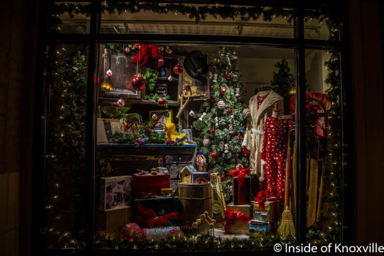 Downtown Knoxville Christmas Decorations 2016 | Inside of Knoxville