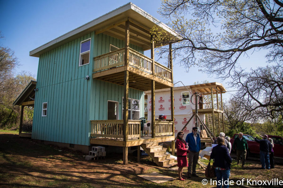 https://insideofknoxville.com/wp-content/uploads/2018/04/Homes-at-Richmond-Orchard-Richmond-and-McTeer-Knoxville-April-2018-5695-2-900x600.jpg